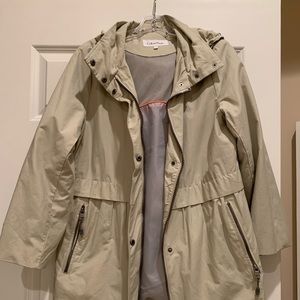 Ladies lightweight jacket.